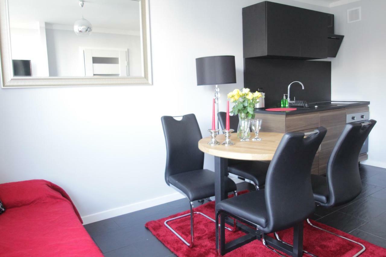 Fantastyczny Apartament Krolewska Varšava Exteriér fotografie
